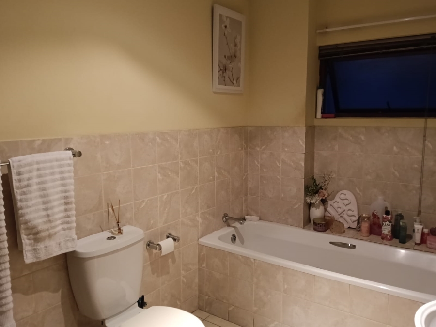 2 Bedroom Property for Sale in Ferndale Gauteng