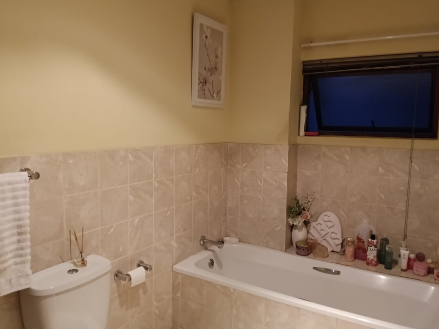 2 Bedroom Property for Sale in Ferndale Gauteng