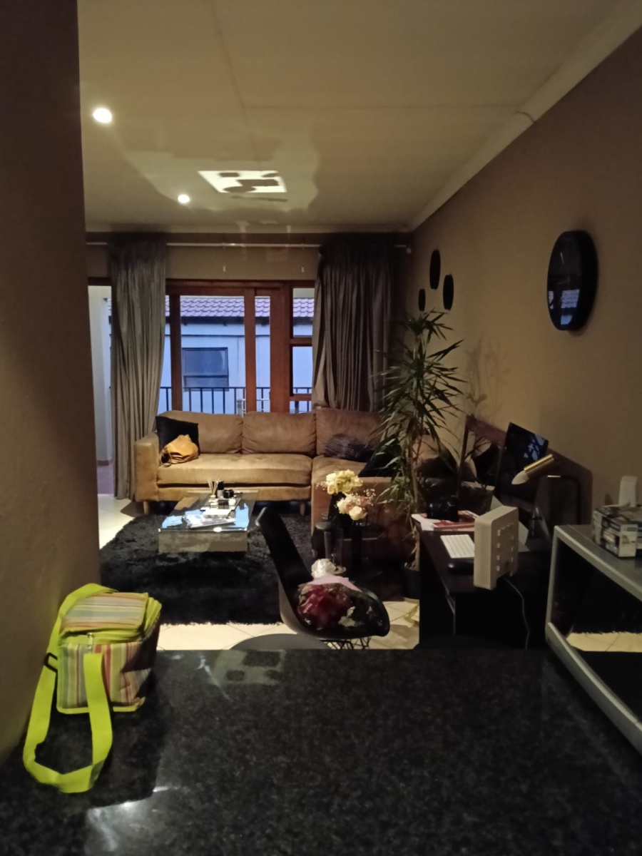 2 Bedroom Property for Sale in Ferndale Gauteng