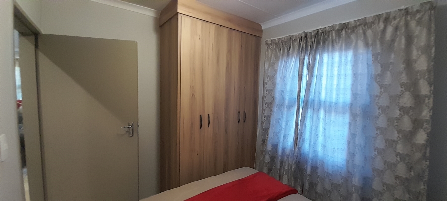 To Let 3 Bedroom Property for Rent in Andeon Gauteng