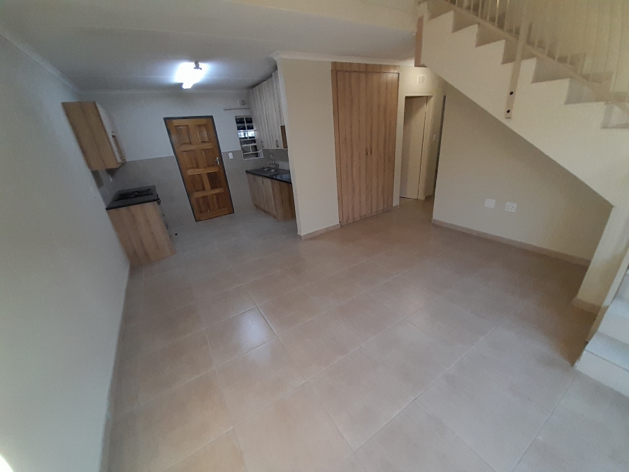 To Let 4 Bedroom Property for Rent in Andeon Gauteng
