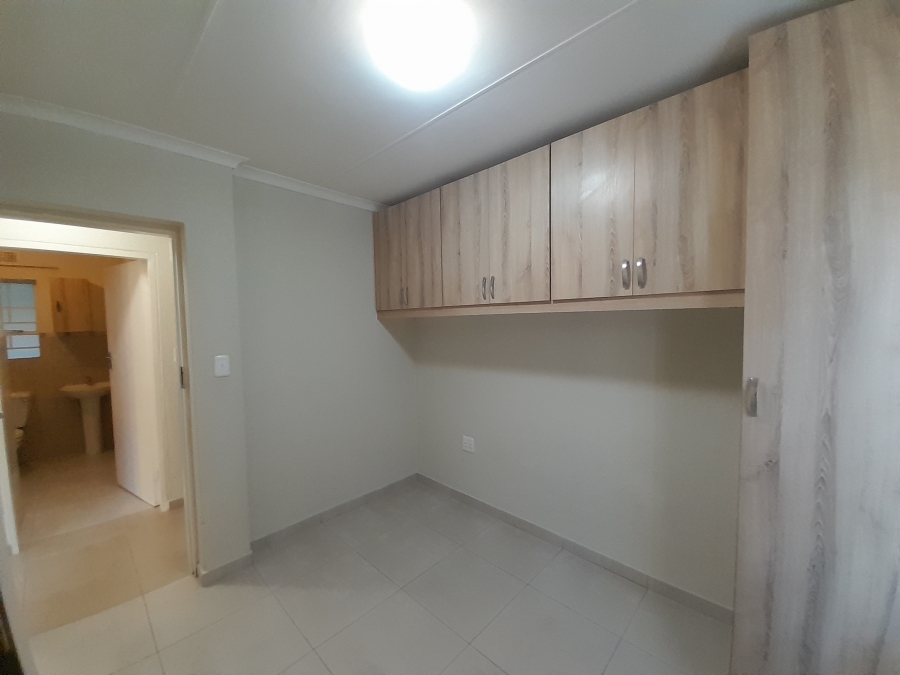 To Let 4 Bedroom Property for Rent in Andeon Gauteng