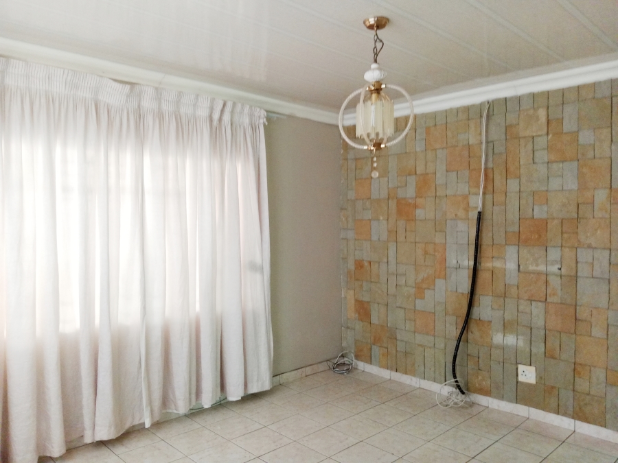 To Let 2 Bedroom Property for Rent in Soshanguve DD Gauteng