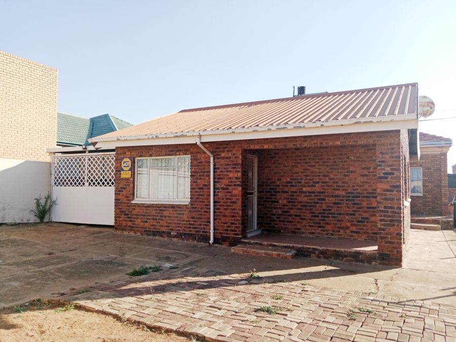 To Let 2 Bedroom Property for Rent in Soshanguve DD Gauteng