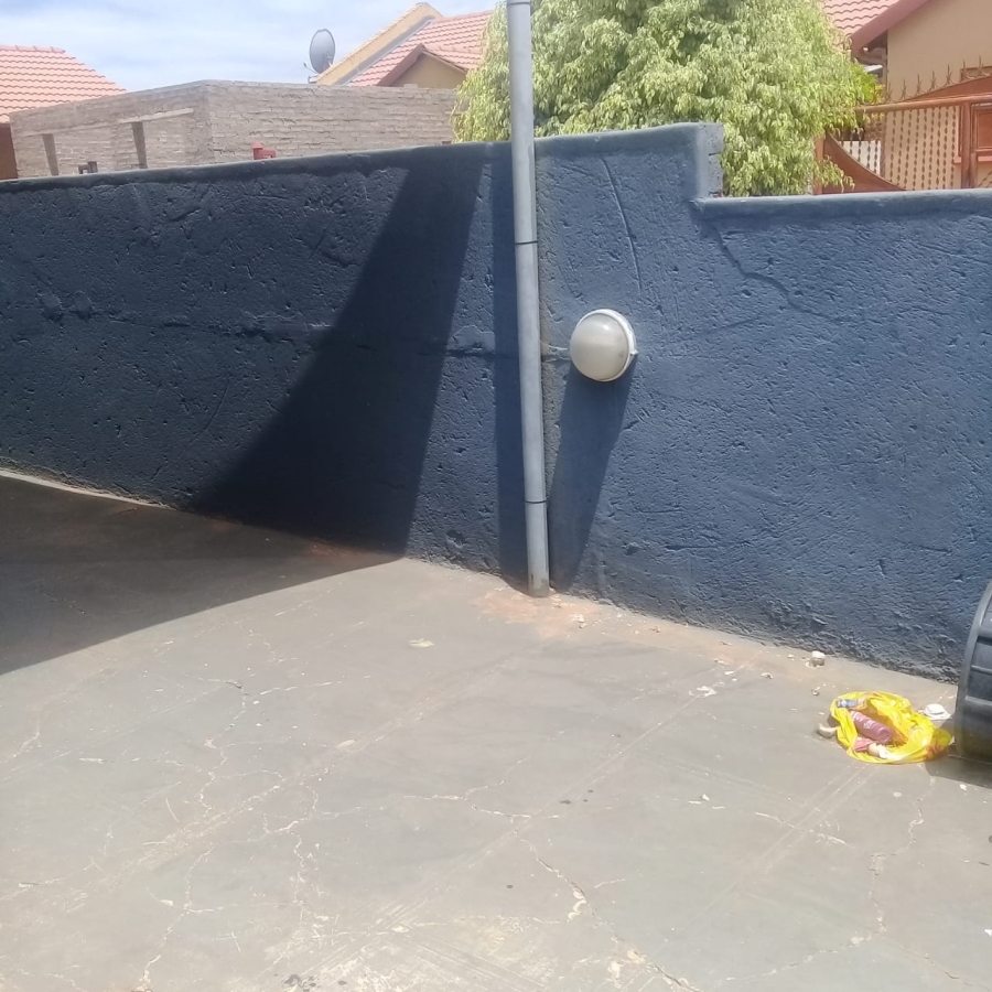 2 Bedroom Property for Sale in Soshanguve VV Gauteng