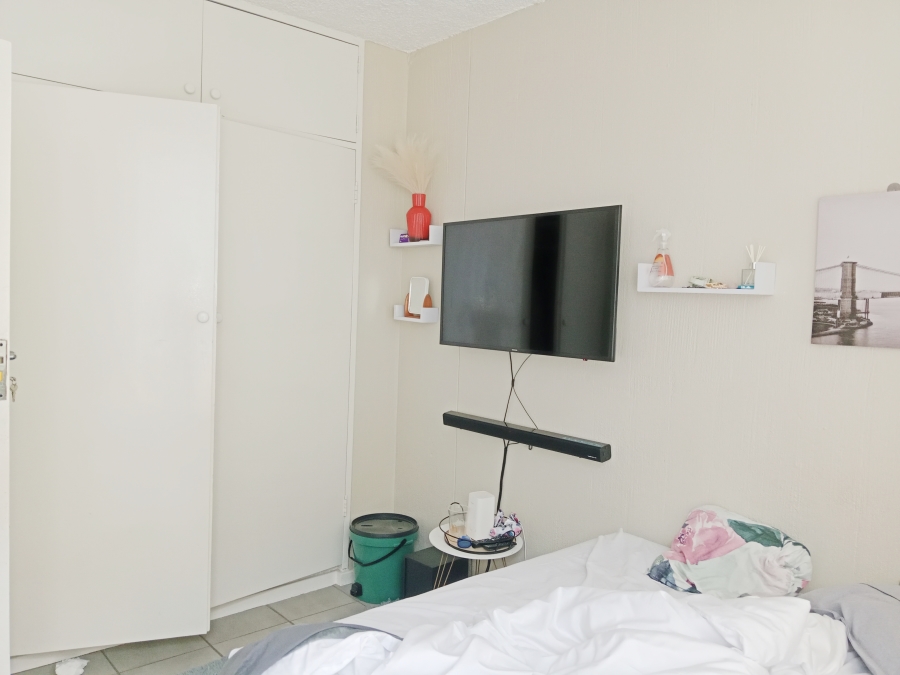 2 Bedroom Property for Sale in Sunnyside Gauteng