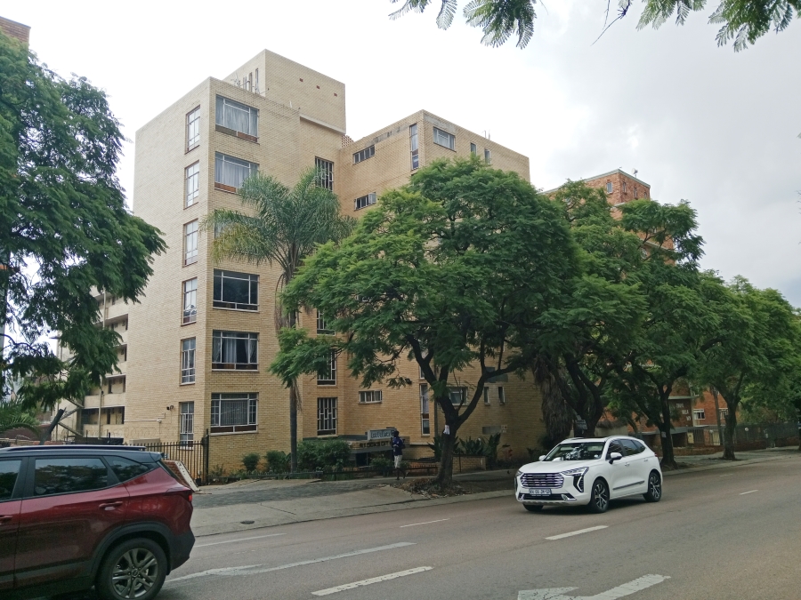 2 Bedroom Property for Sale in Sunnyside Gauteng