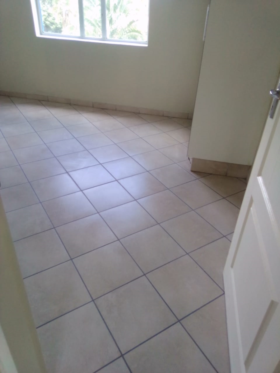 To Let 2 Bedroom Property for Rent in Greenstone Hill Gauteng
