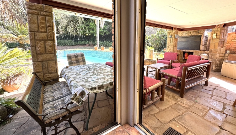 4 Bedroom Property for Sale in Erasmuskloof Gauteng