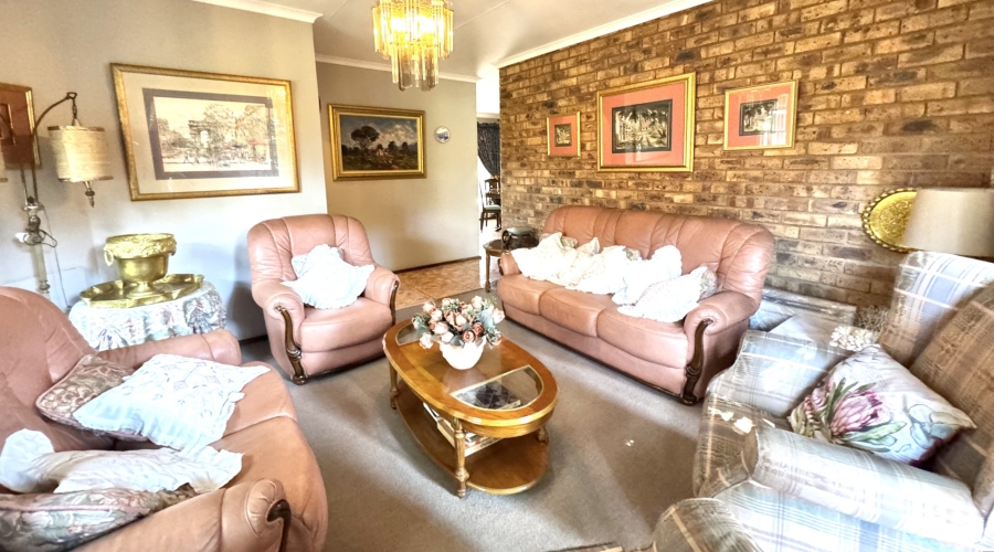 4 Bedroom Property for Sale in Erasmuskloof Gauteng