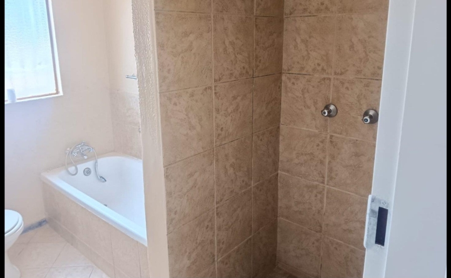 3 Bedroom Property for Sale in The Orchards Gauteng