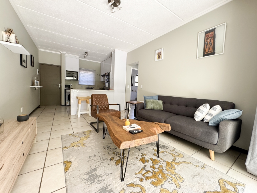 To Let 1 Bedroom Property for Rent in Bryanston Gauteng