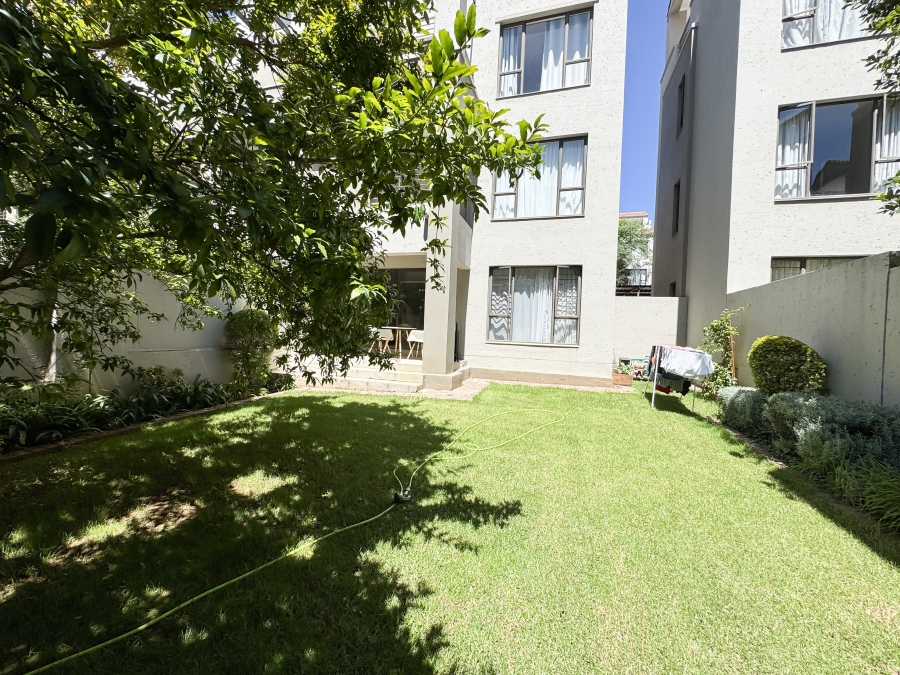 To Let 1 Bedroom Property for Rent in Bryanston Gauteng