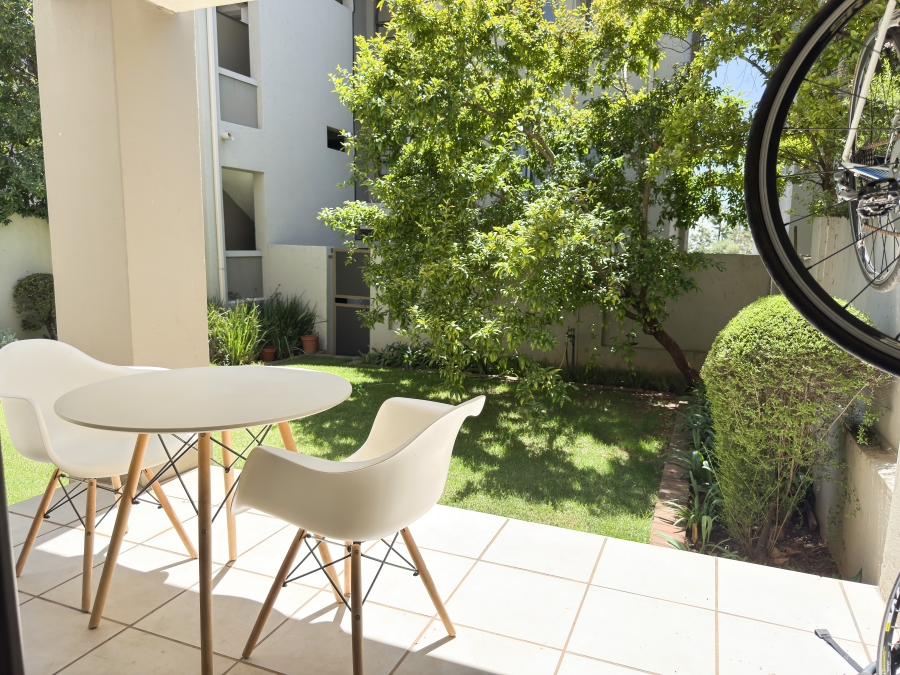 To Let 1 Bedroom Property for Rent in Bryanston Gauteng
