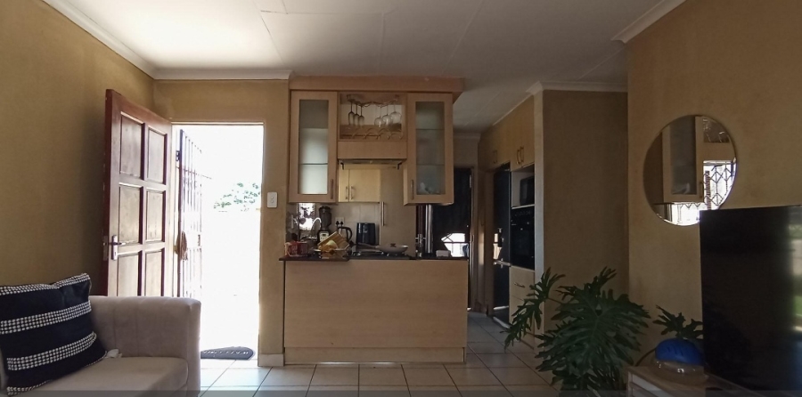 3 Bedroom Property for Sale in Nkwe Estate Gauteng