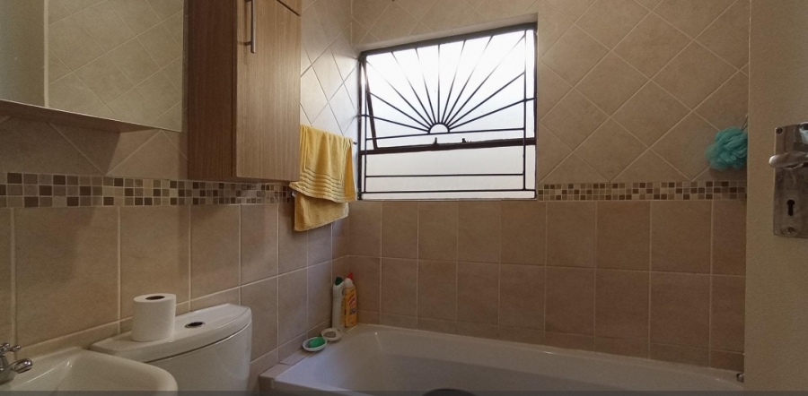 2 Bedroom Property for Sale in Heatherview Gauteng