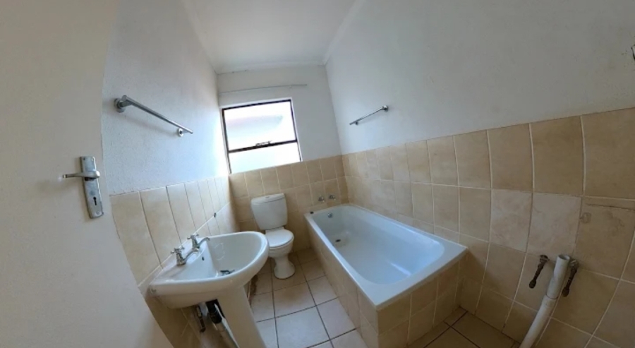 2 Bedroom Property for Sale in Heatherview Gauteng