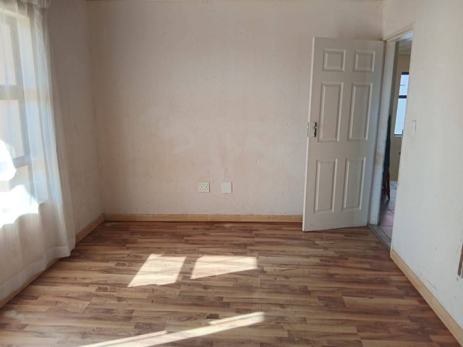 3 Bedroom Property for Sale in Wildtuinpark Gauteng
