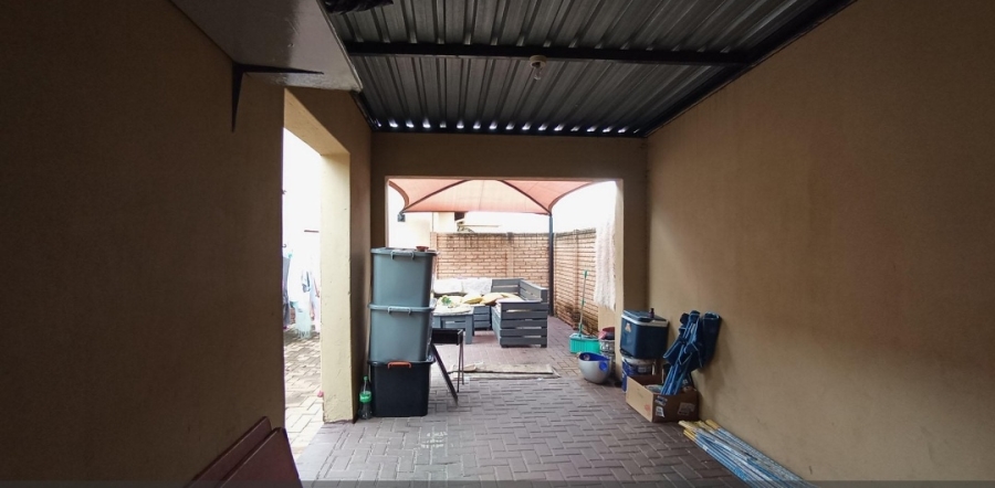 3 Bedroom Property for Sale in Chantelle Gauteng