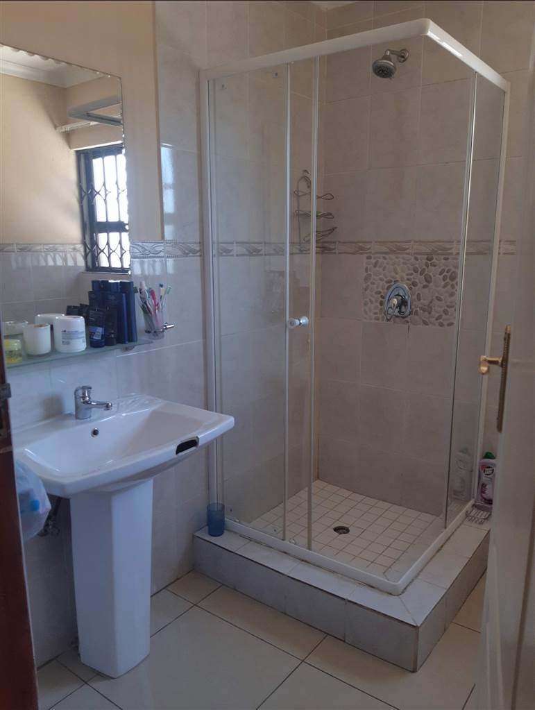 4 Bedroom Property for Sale in Cosmo City Gauteng