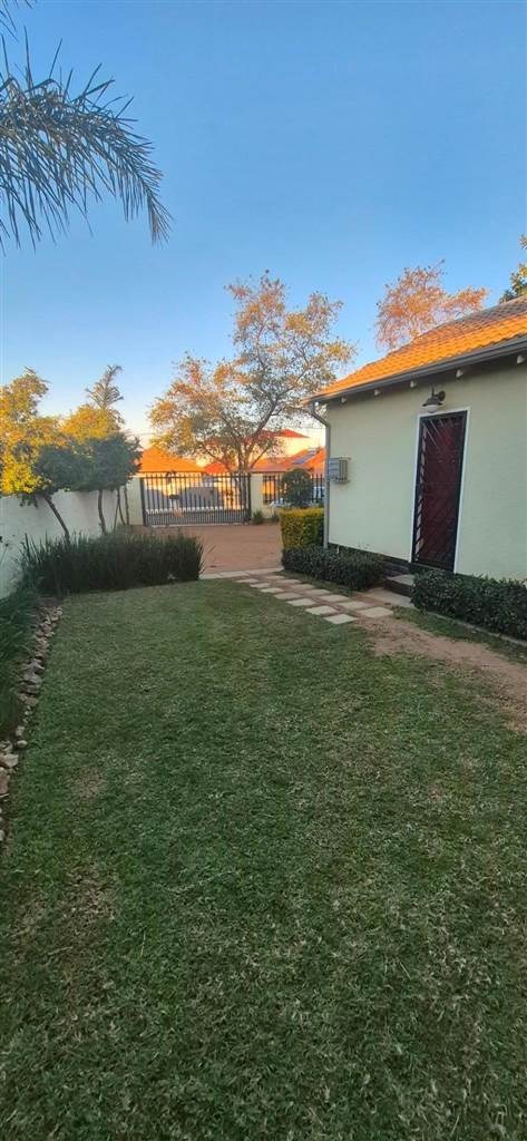 2 Bedroom Property for Sale in Cosmo City Gauteng