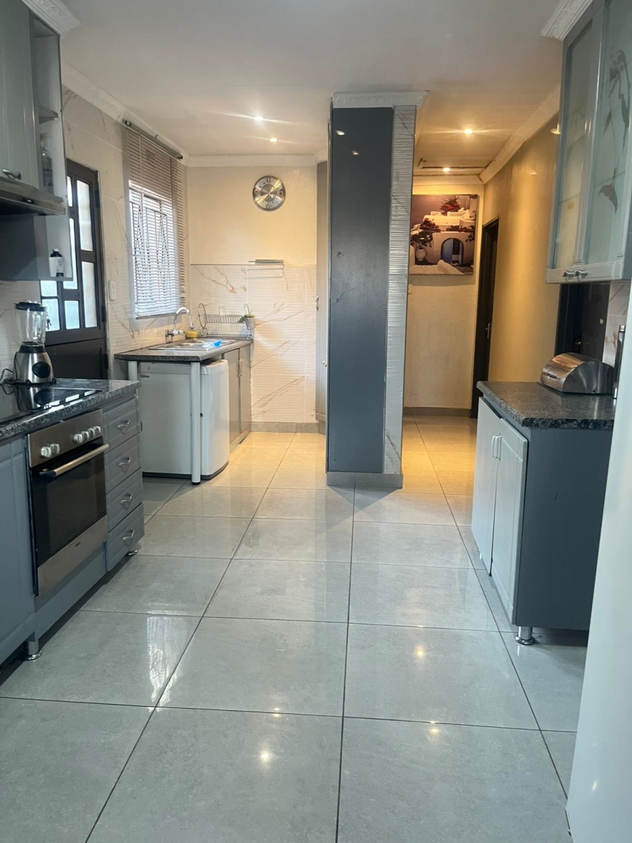 To Let 3 Bedroom Property for Rent in Ebony Park Gauteng