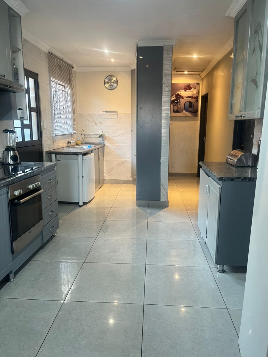 To Let 3 Bedroom Property for Rent in Ebony Park Gauteng