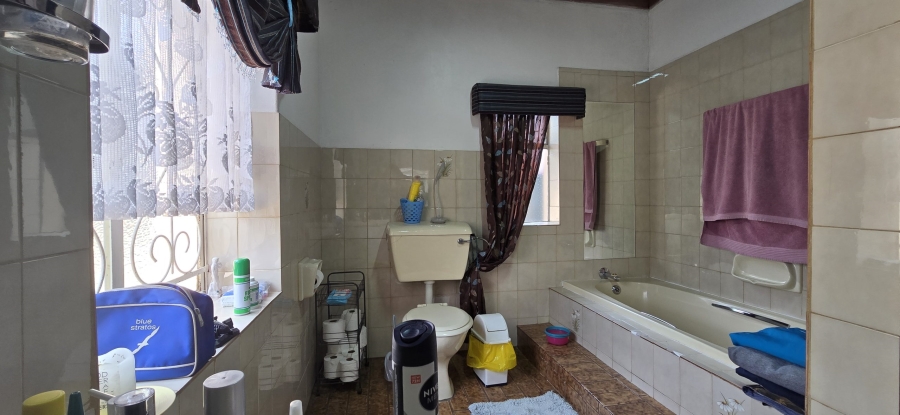 4 Bedroom Property for Sale in Moregloed Gauteng