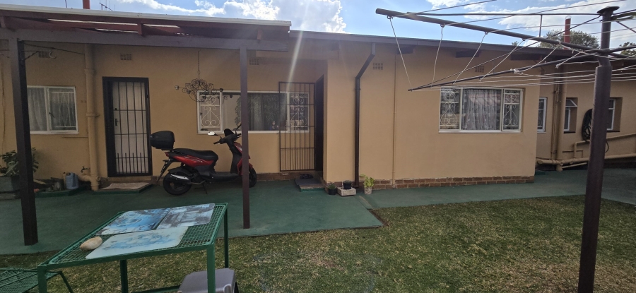 4 Bedroom Property for Sale in Moregloed Gauteng