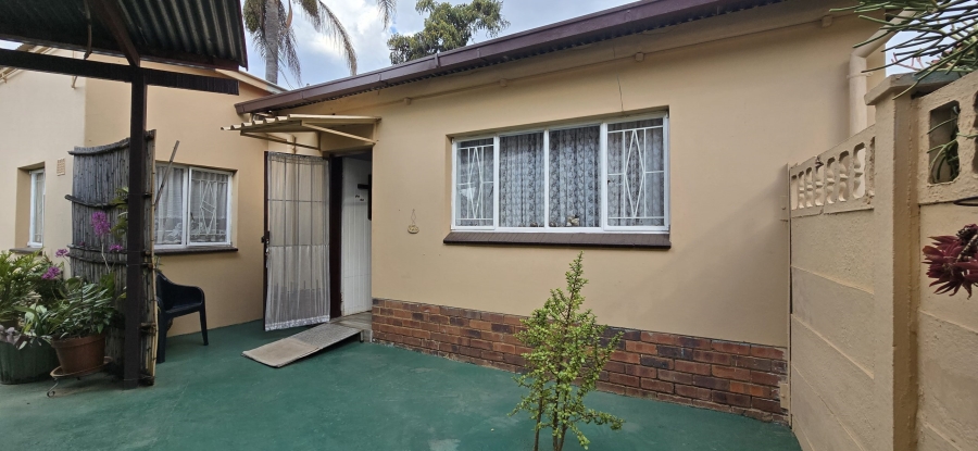 4 Bedroom Property for Sale in Moregloed Gauteng