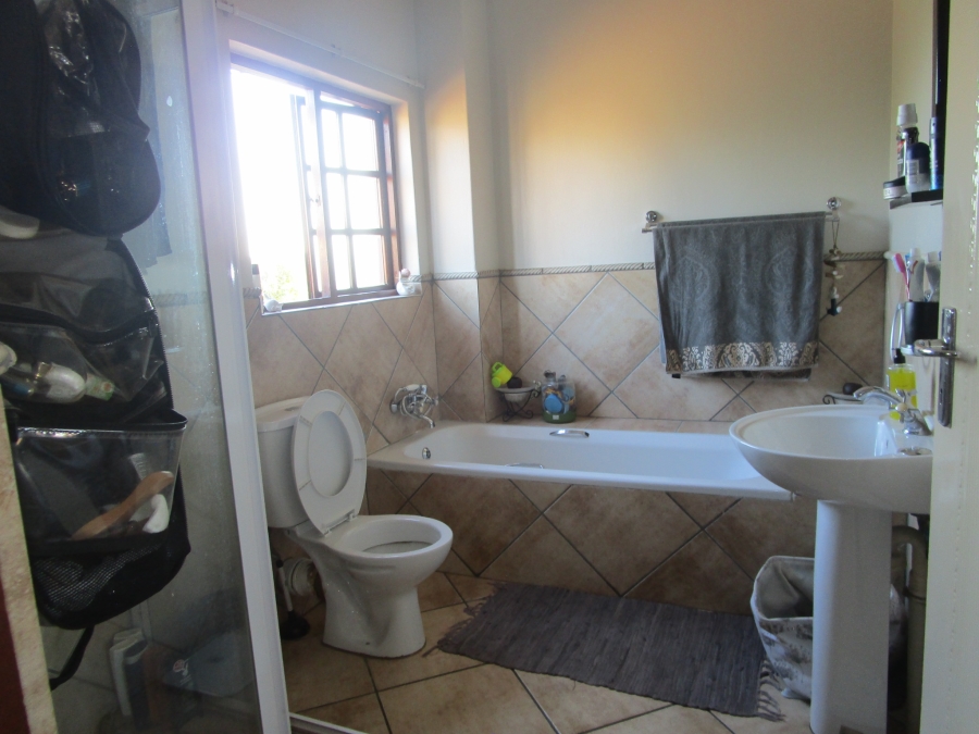 2 Bedroom Property for Sale in Celtisdal Gauteng