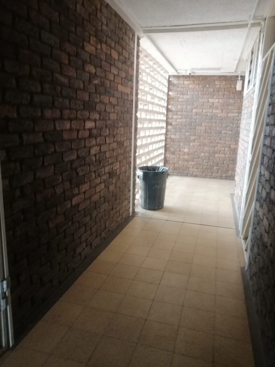To Let 1 Bedroom Property for Rent in Arcadia Gauteng