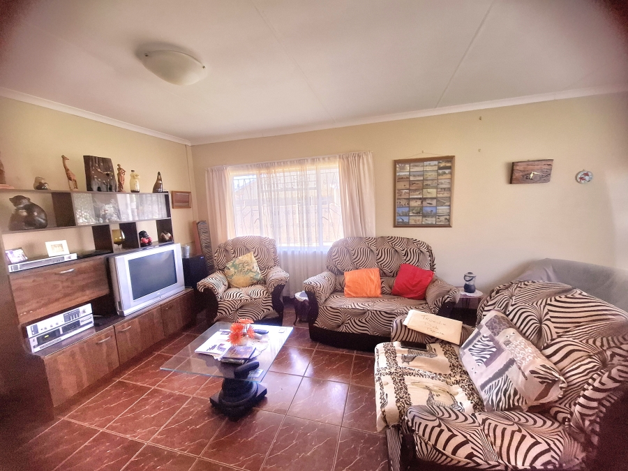 3 Bedroom Property for Sale in Witpoortjie Gauteng