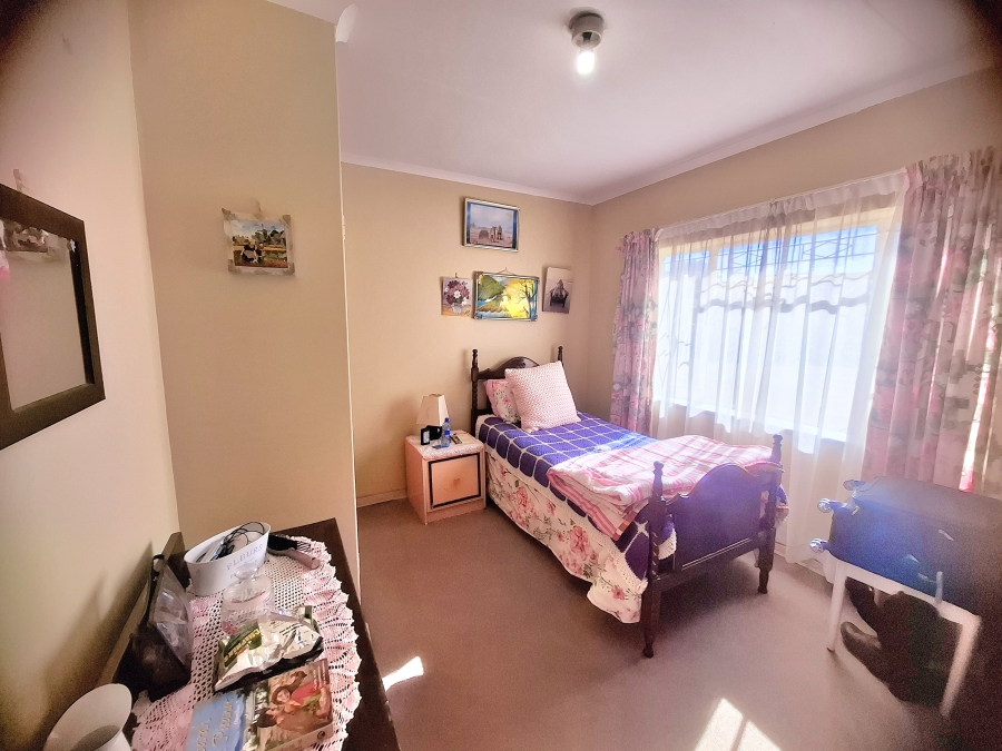 3 Bedroom Property for Sale in Witpoortjie Gauteng