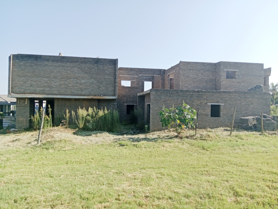 5 Bedroom Property for Sale in Amandasig Gauteng