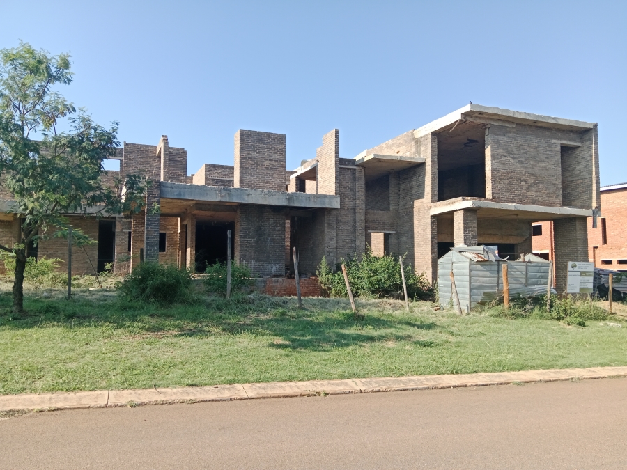 5 Bedroom Property for Sale in Amandasig Gauteng