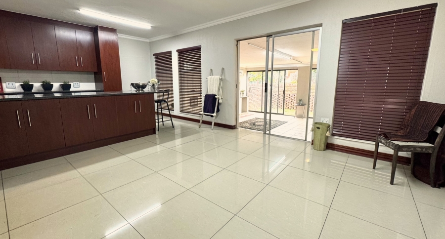 3 Bedroom Property for Sale in Elarduspark Ext 3 Gauteng