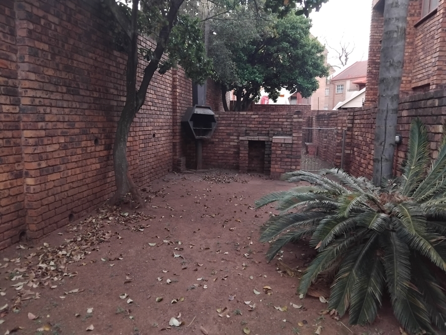 2 Bedroom Property for Sale in Zwartkop Gauteng