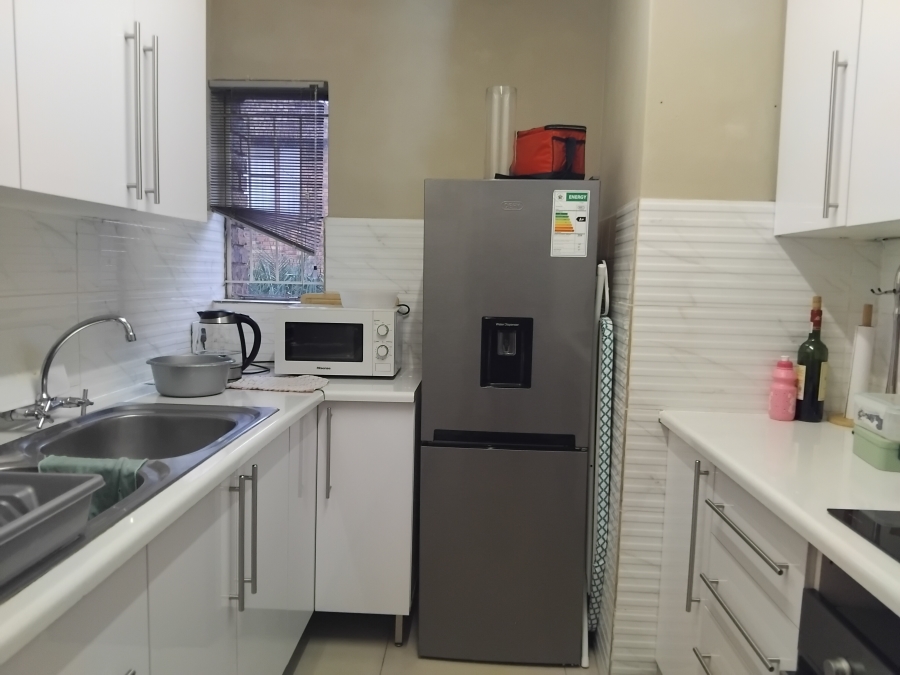 2 Bedroom Property for Sale in Zwartkop Gauteng
