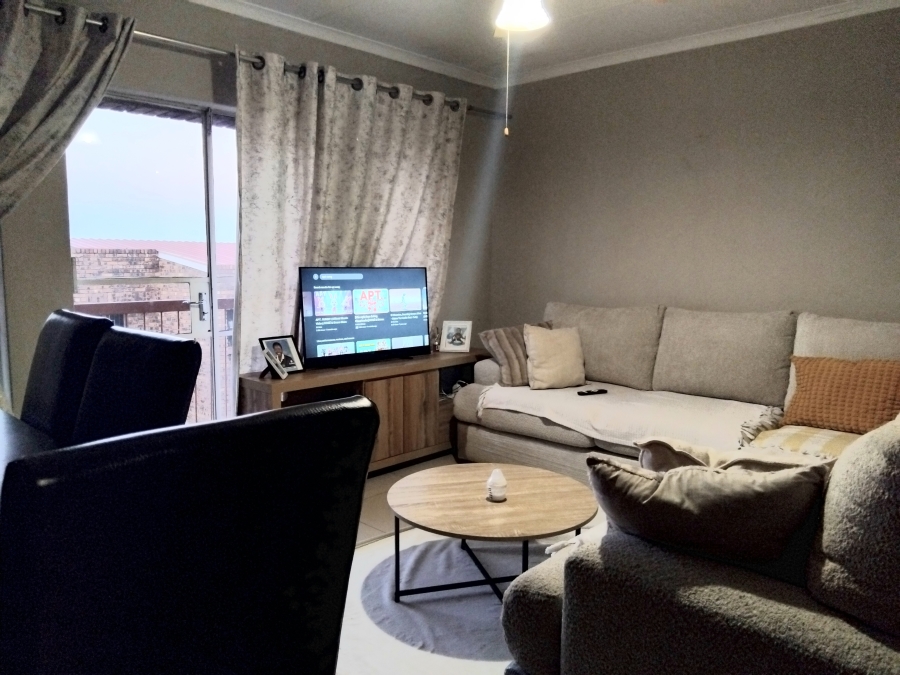 2 Bedroom Property for Sale in Zwartkop Gauteng