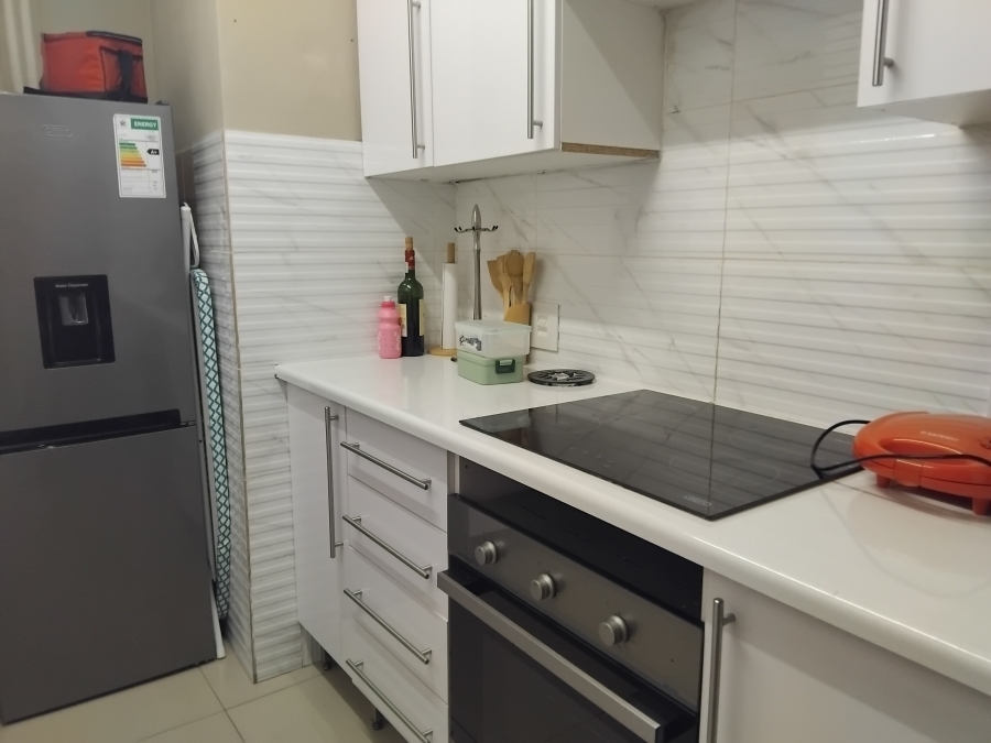 2 Bedroom Property for Sale in Zwartkop Gauteng