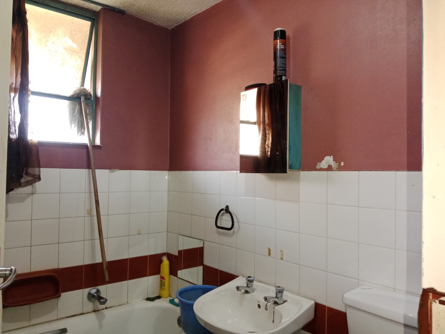 2 Bedroom Property for Sale in Berea Gauteng