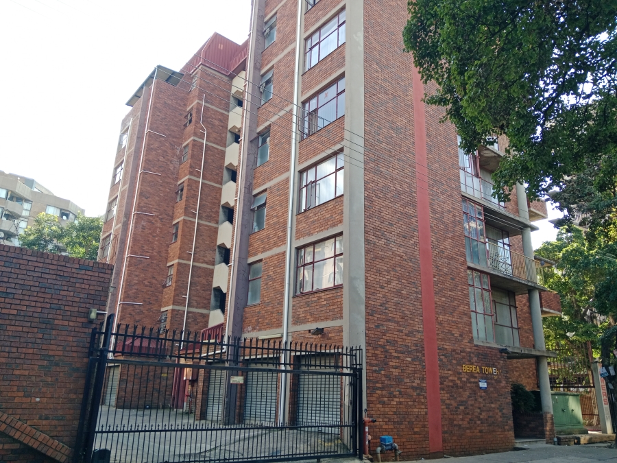 2 Bedroom Property for Sale in Berea Gauteng