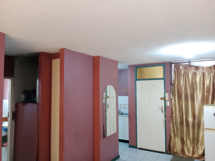 2 Bedroom Property for Sale in Berea Gauteng