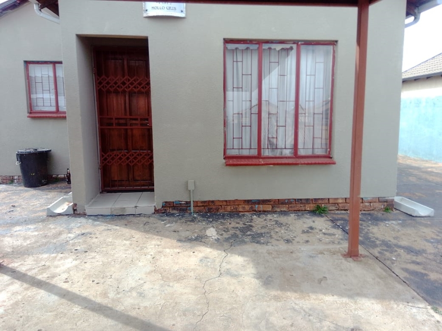 To Let 3 Bedroom Property for Rent in Soshanguve VV Gauteng