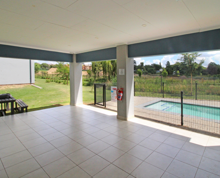 To Let 2 Bedroom Property for Rent in Noordwyk Gauteng