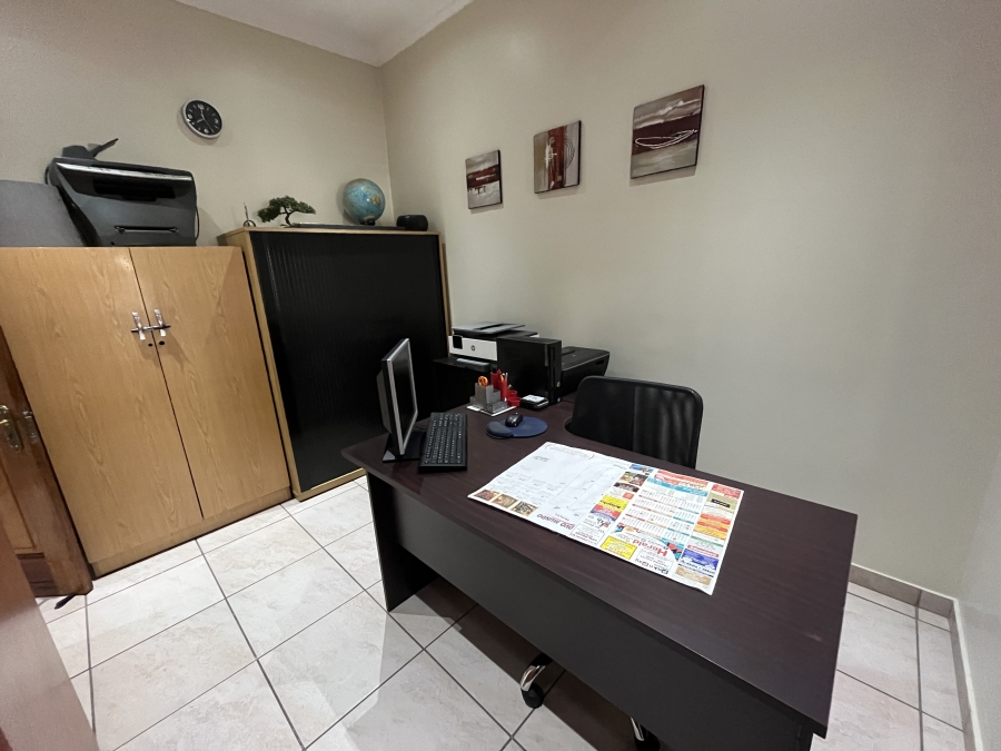 3 Bedroom Property for Sale in Sonneveld Gauteng