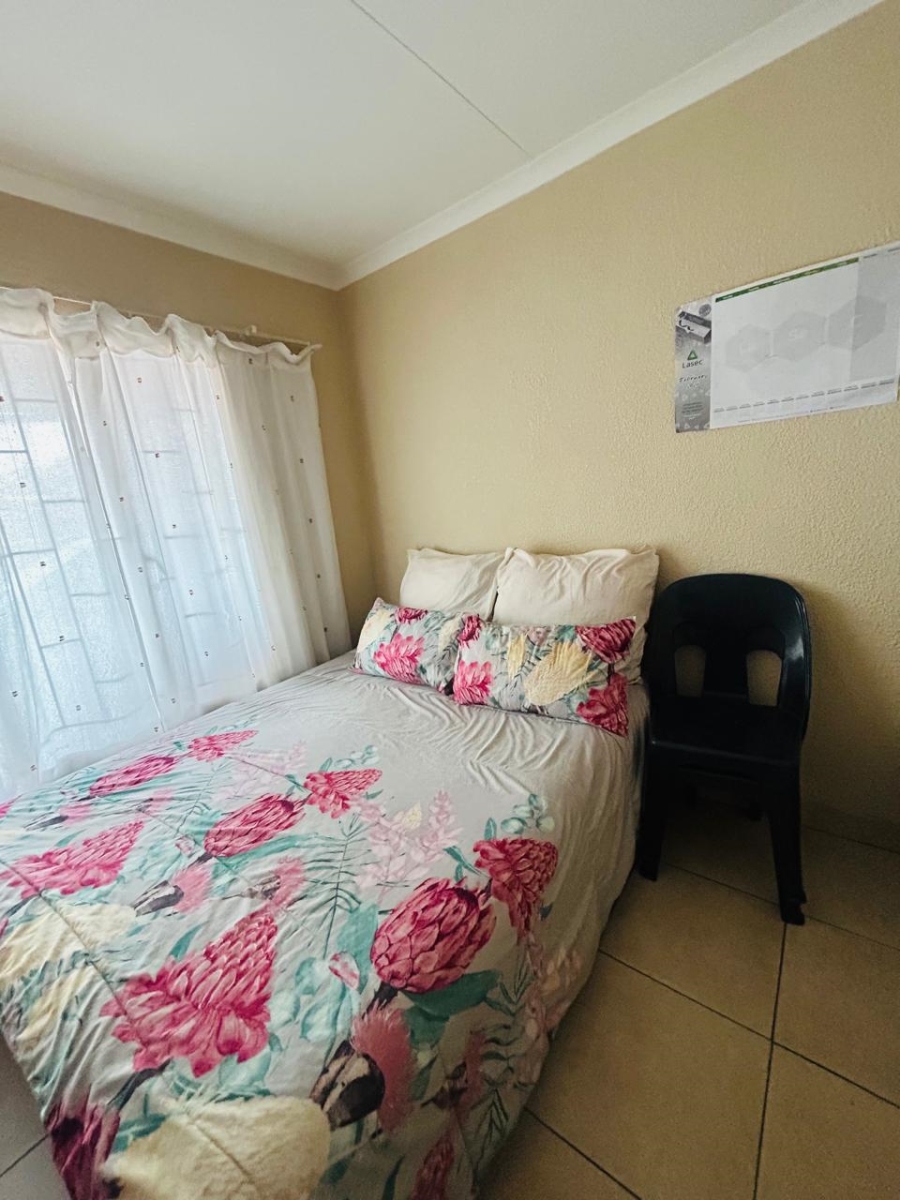 2 Bedroom Property for Sale in Soshanguve VV Gauteng
