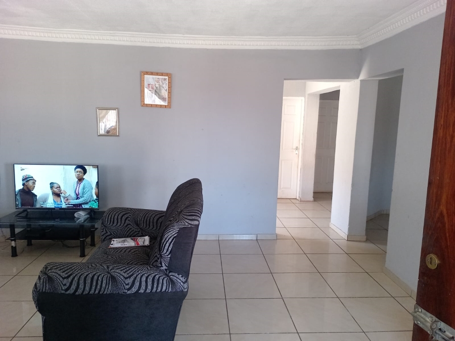 4 Bedroom Property for Sale in Mabopane Gauteng