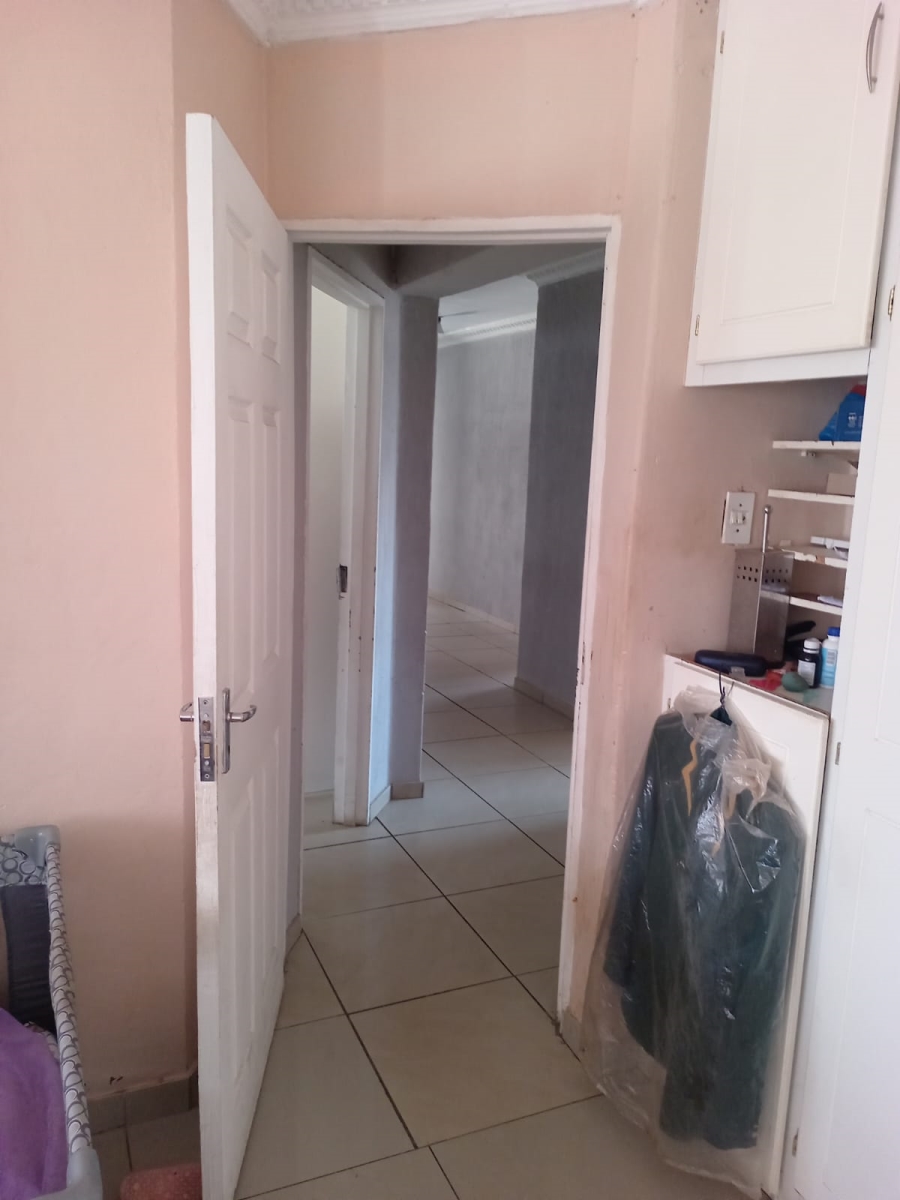 4 Bedroom Property for Sale in Mabopane Gauteng